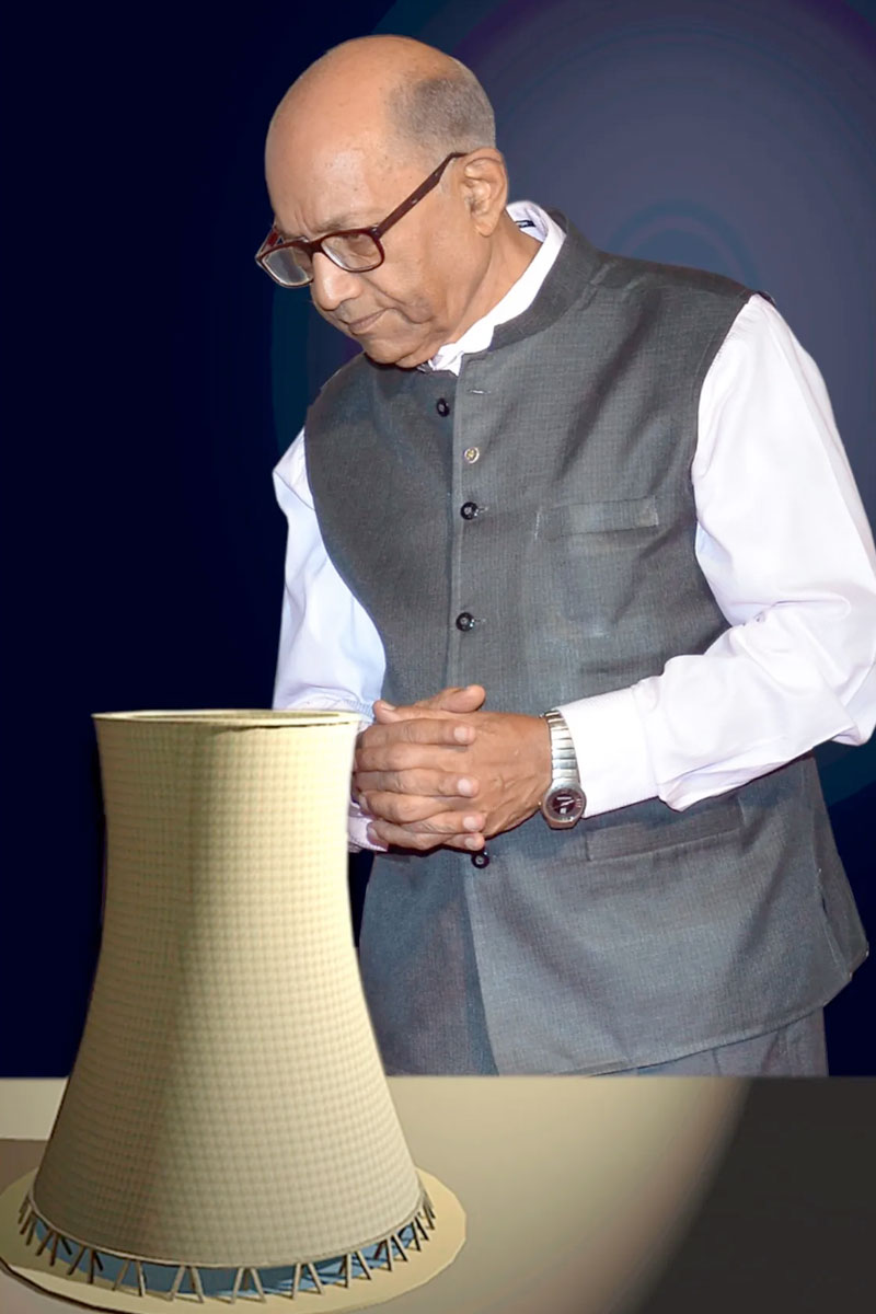Shri  Vasant R. Aminbhavi