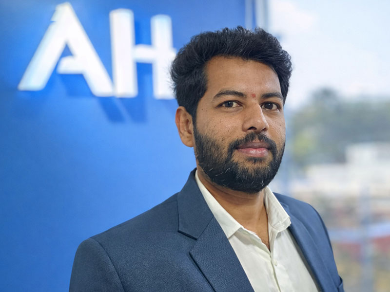 M. Vinayak